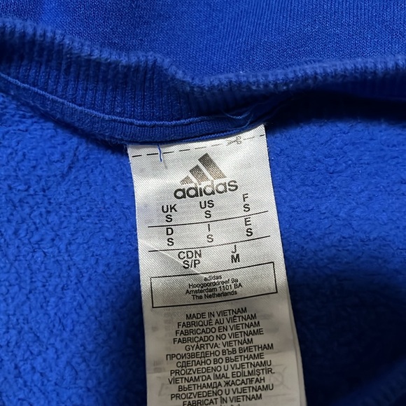 Men’s small Adidas jogging suit - Picture 4 of 6